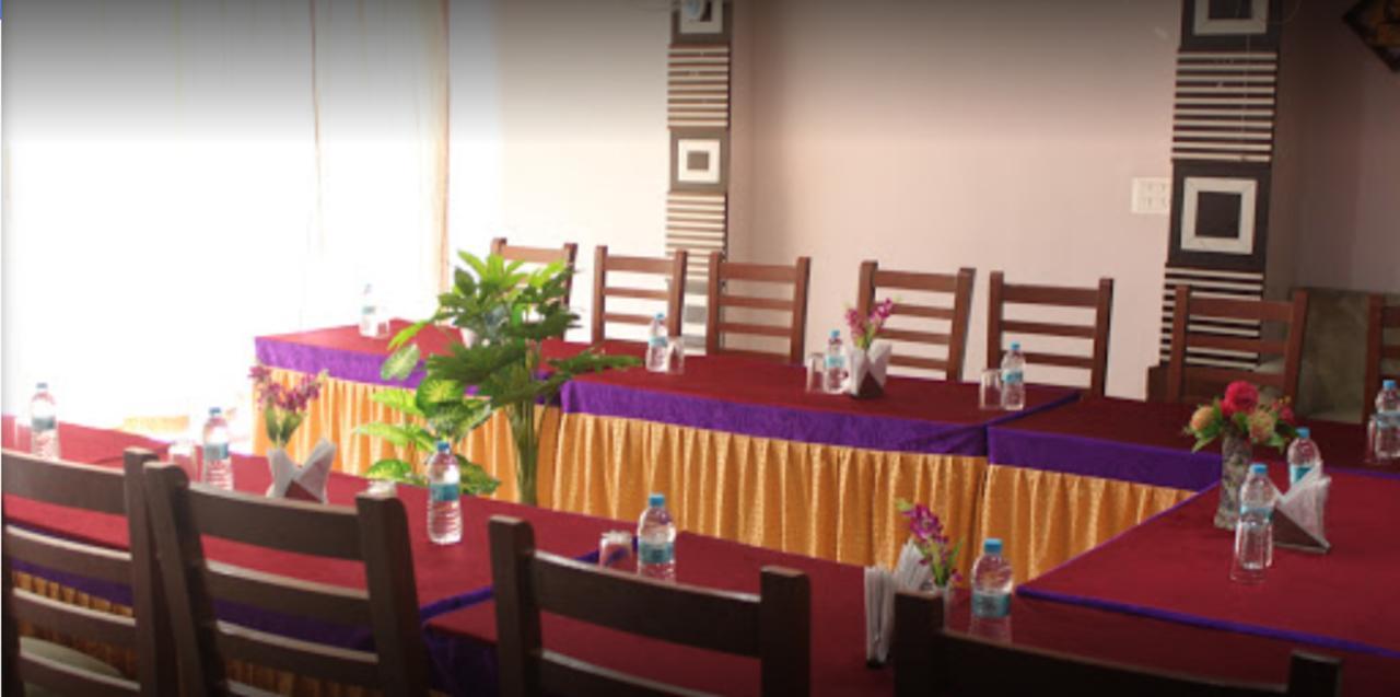 Hotel Garv Residencia Гая Екстер'єр фото