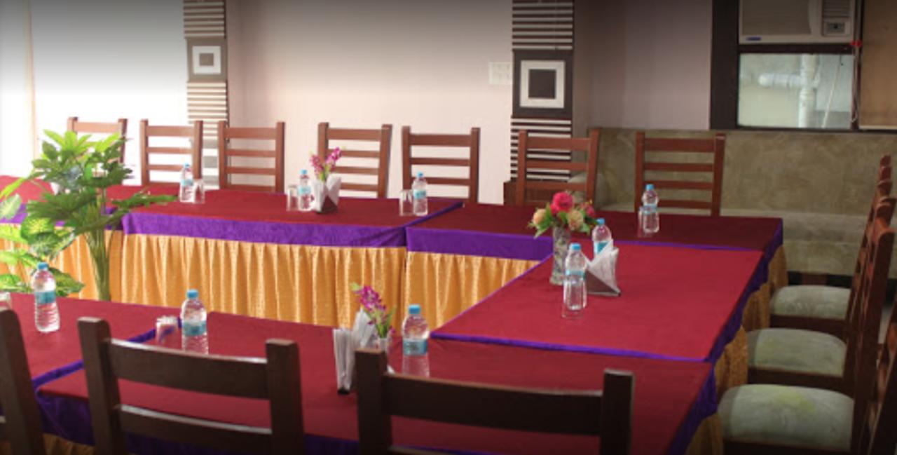Hotel Garv Residencia Гая Екстер'єр фото